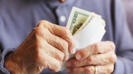 Familiares pueden ser obligados por Ley a pagar pensión alimenticia a adultos mayores en Ecuador