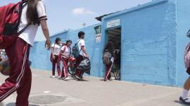 Asistencia de estudiantes a una unidad educativa del cantón Durán.