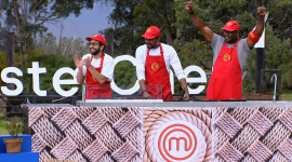 Bastián Napolitano, Frickson Erazo y Beber Espinoza ganan el reto de campo y van al Top 8 de MasterChef Celebrity Ecuador.