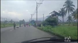 El Ejército Ecuatoriano confirmó la localización del uniformado tras el accidente fluvial en Morona Santiago; las labores de búsqueda continúan para encontrar al segundo militar. Un reportaje de Wilson Cabrera