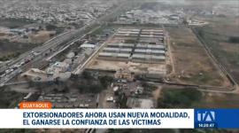 Sospechosos buscan la confianza de sus víctimas antes de iniciar las exigencias económicas. La Policía alerta sobre esta nueva modalidad en Guayaquil. Un reportaje de Catalina García