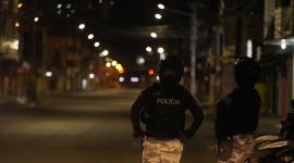 Policía y Fuerzas Armadas ejecutan recorridos durante el toque de queda.