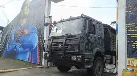 Militares fueron desalojados del Recinto ferial en Los Ríos.