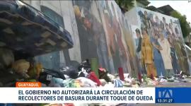 El COE Cantonal de Guayaquil solicitó permitir el paso de los camiones de aseo durante las horas de restricción, el permiso fue negado. Un reportaje de Paula Kuhn
