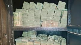 Fiscalía halla más de un millón de dólares en edificio de Quito