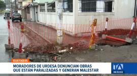 Diversos sectores reportan trabajos paralizados desde hace meses; la falta de avances complica la movilidad y genera focos de insalubridad por las lluvias. Un reportaje de Jazmín Solís