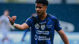 Patrik Mercado en uno de los partidos del Independiente del Valle.