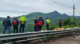 El cuerpo sin vida de Héctor Enríquez fue hallado en una quebrada ubicada en la vía Alóag-Santo Domingo.