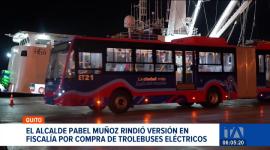 Muñoz acudió a rendir versión en Fiscalía en la investigación por  la adquisición de trolebuses eléctricos. Denunció que el proceso es una persecución política. Un reportaje de Stephany Paz