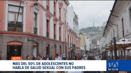 Estudios de la OPS revelan que los jóvenes en Quito acuden a la red antes que a sus padres para informarse sobre salud sexual y reproductiva. Un reportaje de Mishell Villacis