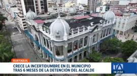 A seis semanas de la detención de Álvaraz, concejales solicitan fiscalización inmediata de los cambios que se realizan en el Municipio. Un reportaje de Jazmín Solís