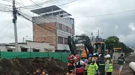 Dos trabajadores fallecieron sepultados en obra de alcantarillado en Tulcán