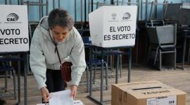 El CNE analiza si adelantar las elecciones seccionales en Ecuador.