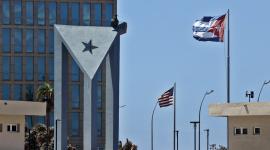 Fotografía que muestra un área de la sede de la Embajada de Estados Unidos este viernes en La Habana (Cuba).