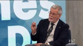 Constitucionalistas explican que la Corte Costitucional puede dejar sin efecto la decisión del CNE de adelantar elecciones. Un reportaje de Lucia Clavijo