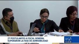Un total de 48 postulantes no superaron la fase de admisibilidad; mientras tanto, observadores del proceso denuncian presuntas inconsistencias en la lista de admitidos.