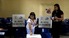 Los ecuatorianos volverán a las urnas en noviembre del 2026 para escoger alcaldes y prefectos.