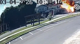 Un avión monomotor se estrelló contra un restaurante en Capão da Canoa, Brasil.