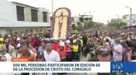 El evento religioso contó con un despliegue de seguridad policial y militar; el Cardenal, Luis Cabrera, lideró el recorrido en medio de actos de penitencia. Un reportaje de Ricardo Cruzatty