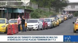 Tras un exhorto de la ANT y múltiples reclamos ciudadanos varias agencias de tránsito del país exonerarán de multas a vehículos con placas 1 y 2. Un reportaje de Ericka Vera