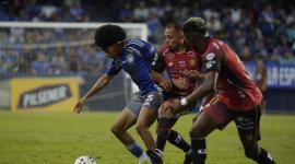 Guayaquil, sábado 04 abril del 2026En el estadio George Capwell, Emelec se enfrenta a Deportivo Cuenca por la fecha 7 de la LigaEcuabet.Fotos:César Muñoz/API