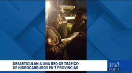 Operativos en varias provincias desarticularon una estructura infiltrada en las fuerzas de seguridad; entre los capturados constan policías y militares acusados de facilitar el robo de combustible.