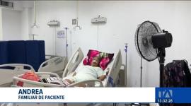 A un mes de la intervención oficial, persisten las denuncias por falta de insumos médicos; familiares de afiliados señalan largas esperas para acceder a hospitalización en la casa de salud de Guayaquil.