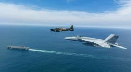 El portaviones de Estados Unidos, USS Nimitz, durante sus operaciones en el mar ecuatoriano, el 9 de abril de 2026.