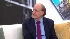 El escritor, Jaime Marchán Romero, nos explicó  citas de algunos de sus textos y nos invitó a dar el paso necesario hacia la lectura crítica.