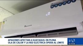 La red eléctrica opera al límite debido a la alta demanda generada por temperaturas que alcanzan los 40 grados de sensación térmica. Un reportaje de Catalina García