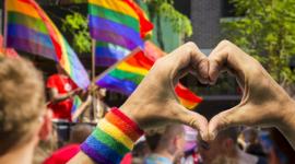 Más de la mitad de personas LGBTI+ dijeron que han sufrido de discriminación en Ecuador.