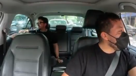 El momento se convierte en uno de los contenidos virales del día, combinando música, espontaneidad y cercanía con los fans.