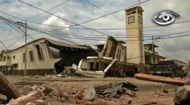 El 16 de abril de 2016, a las 6:58 de la tarde, un terremoto de 7,8 sacudió a Ecuador y cambió miles de vidas en segundos. Entre escombros, miedo y solidaridad, el país enfrentó una de sus mayores tragedias. Diez años después, volvemos a esas historias para entender qué pasó con quienes sobrevivieron y qué aprendimos del desastre.