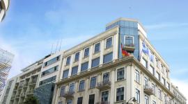 Fachada del edificio de la Prefectura del Guayas.