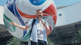 Christian Norris presentador del programa 'Destino Mundial'.