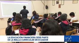 La Asamblea aprobó una ley que integra el manejo de finanzas personales en la malla curricular; el objetivo es dotar de herramientas económicas a los estudiantes de todos los niveles.