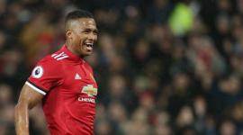 Antonio Valencia durante un partido del Manchester.