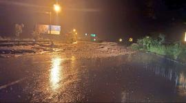 Vía Alóag permanecerá cerrada durante toda la noche, en el km.87, debido al colapso de una alcantarilla.