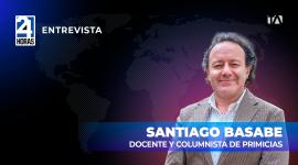 "La crisis de salud se ahonda cada día y el Gobierno no ha podido resolverla" destacó Santiago Basabe, docente y columnista de Primicias, sobre la gestión sanitaria.