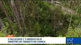 Se reporta un nuevo accidente de tránsito en Cuenca. El vehículo perdió pista y cayó al vacío, dejando tres personas fallecidas y siete heridos. Un reportaje de Iván Rodríguez