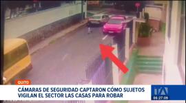Vecinos del sector de Las Casas, norte de Quito, denuncian ola de robos de autos. En promedio se registran cinco robos de autos por semana. Un reportaje de Nathalie Jiménez