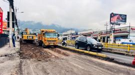 Los trabajos en la avenida Oswaldo Guayasamín ocasionan cierres en Cumbayá.