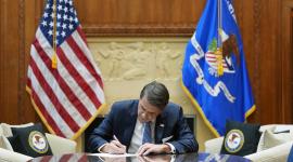 Reclasificar de inmediato la marihuana aprobada por la FDA y la marihuana con licencia estatal de la Lista I a la Lista III