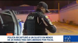 Un sujeto que recuperó su libertad tras robar un inmueble volvió a ser capturado horas después mientras asaltaba un bus en la Villaflora, sur de Quito. Un reportaje de Gustavo Jaramillo