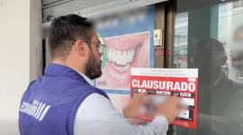 La Agencia de Aseguramiento de la Calidad de los Servicios de Salud clausuró una clínica dental en La Alborada, Guayaquil, por malas condiciones de salubridad.