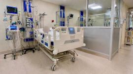 El Gobierno dota de 37 nuevas camas de Unidad de Cuidados Intensivos (UCI) del hospital del IESS, Teodoro Maldonado Carbo, de Guayaquil.