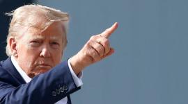 Donald Trump pidió el despido de un periodista por una parodia de la Casa Blanca.