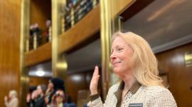 Como legisladora, defendió con ahínco la educación pública, el medio ambiente y la transparencia.