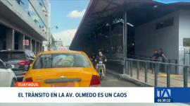 Un terreno concesionado a privados frente a la Plaza Bicentenario se ha convertido en el nuevo foco de congestión en el centro de Guayaquil. Un reportaje de Jazmín Solís