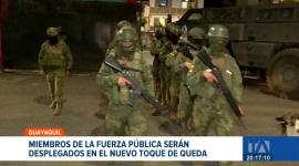 En Guayaquil, uniformados ultiman detalles logísticos para vigilar el cumplimiento de la restricción del toque de queda. Un reportaje de Jazmín Solís